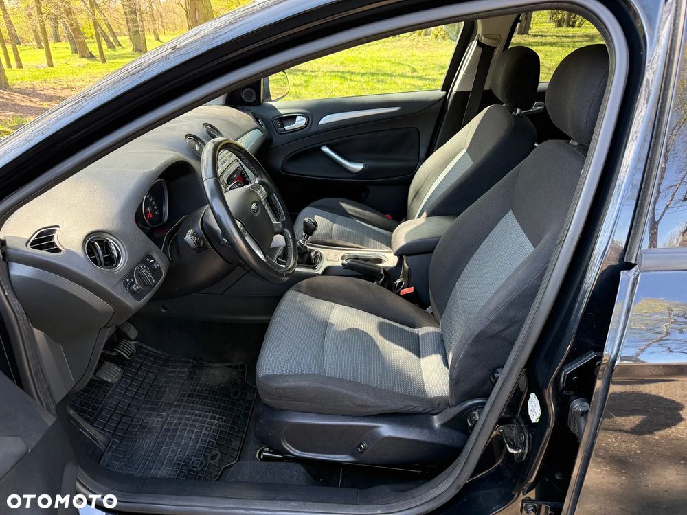 Ford Mondeo 2.0 TDCi Viva Titanium - 11