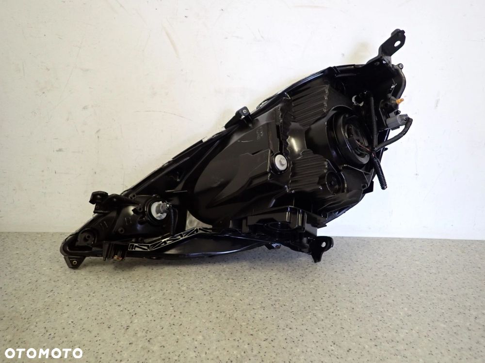 HONDA JAZZ III 08-11 REFLEKTOR LAMPA PRZEDNIA PRAWA EUROPA - 9