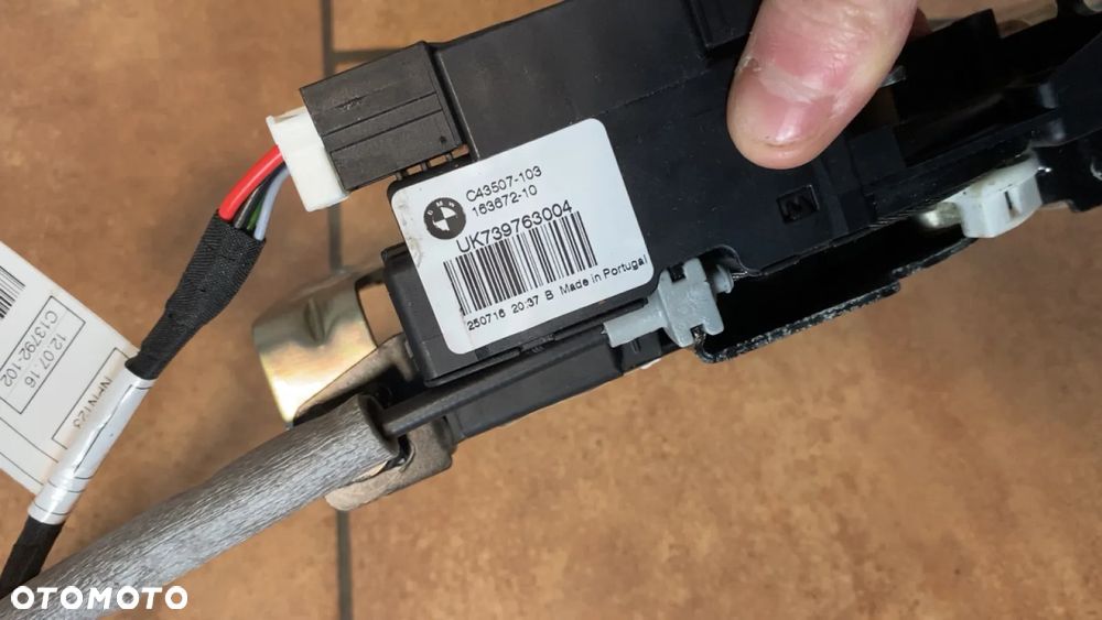 BMW X6 F16 F86 ZAMEK TYLNEJ KLAPY DOCIĄG 7397630 7318696 - 4