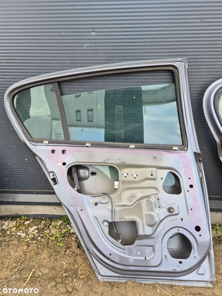 DRZWI OPEL ASTRA III H HATCHBACK - 19