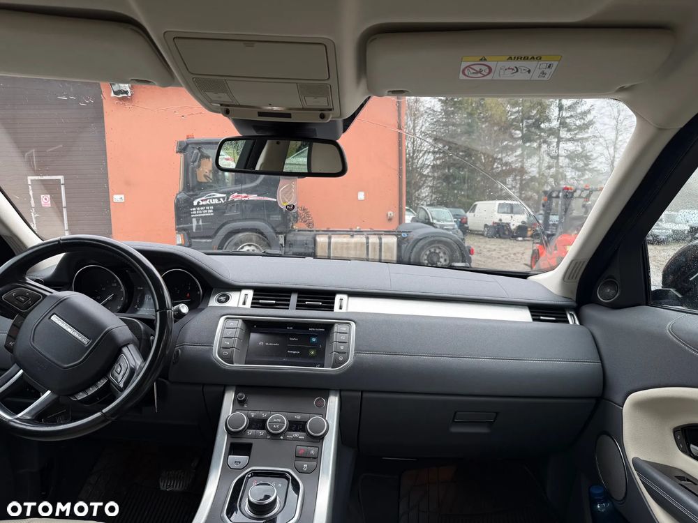 Land Rover Range Rover Evoque TD4 Sky View - 11