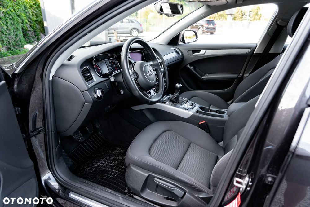 Audi A4 Avant 2.0 TDI DPF quattro Attraction - 17