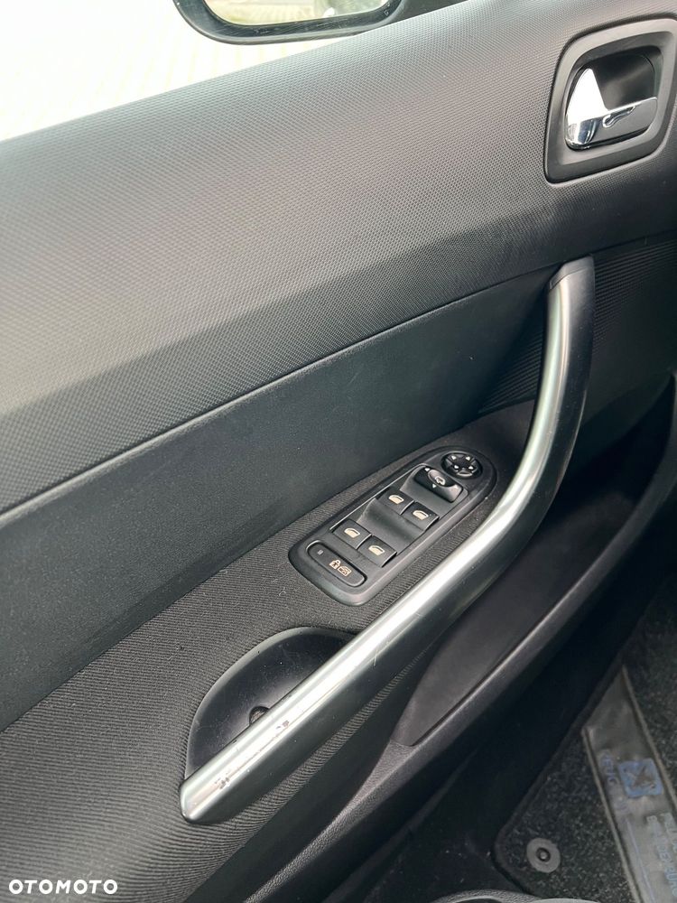 Peugeot 308 - 14