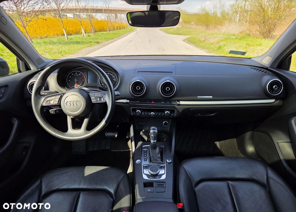 Audi A3 Limousine 40 TFSI quattro S tronic advanced - 2