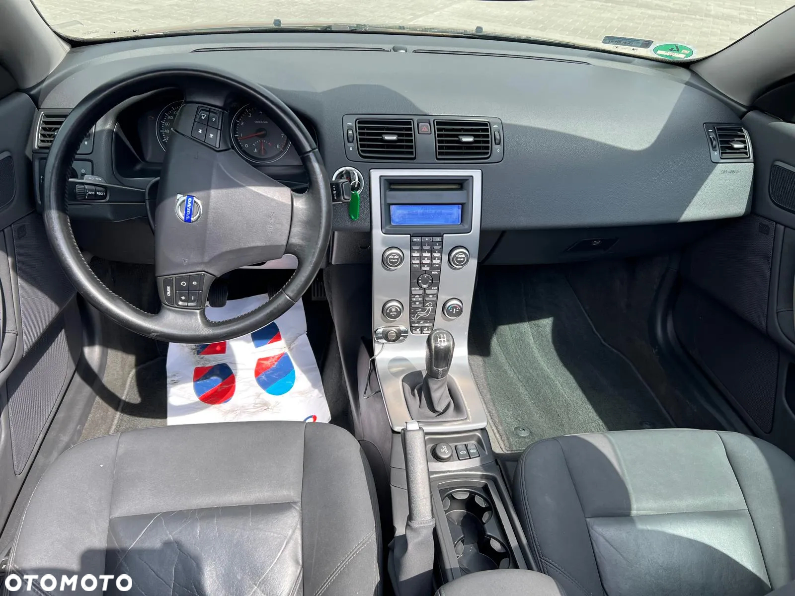 Volvo C70 2.4 Momentum - 5