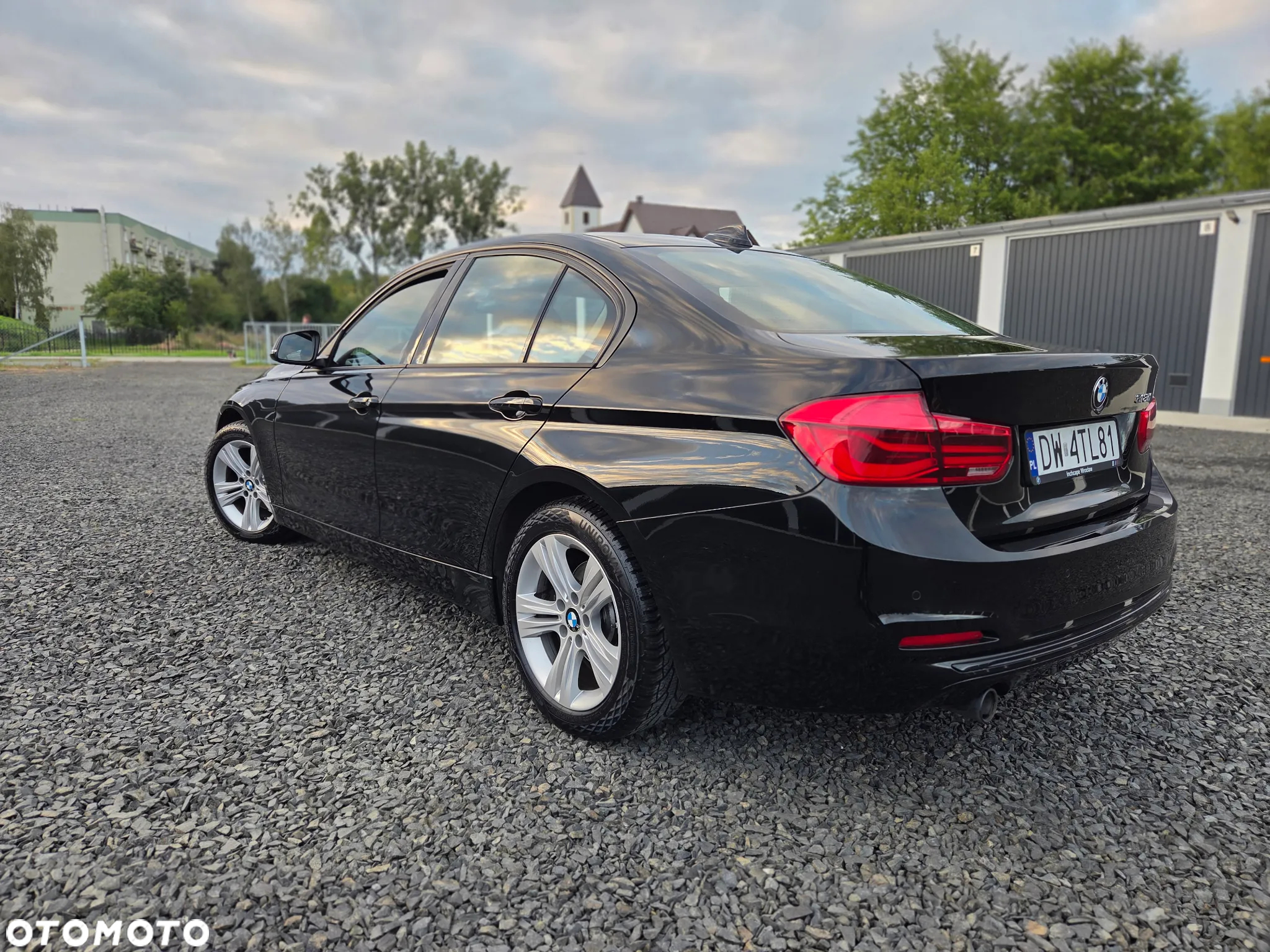 BMW Seria 3 318d Sport Line - 5
