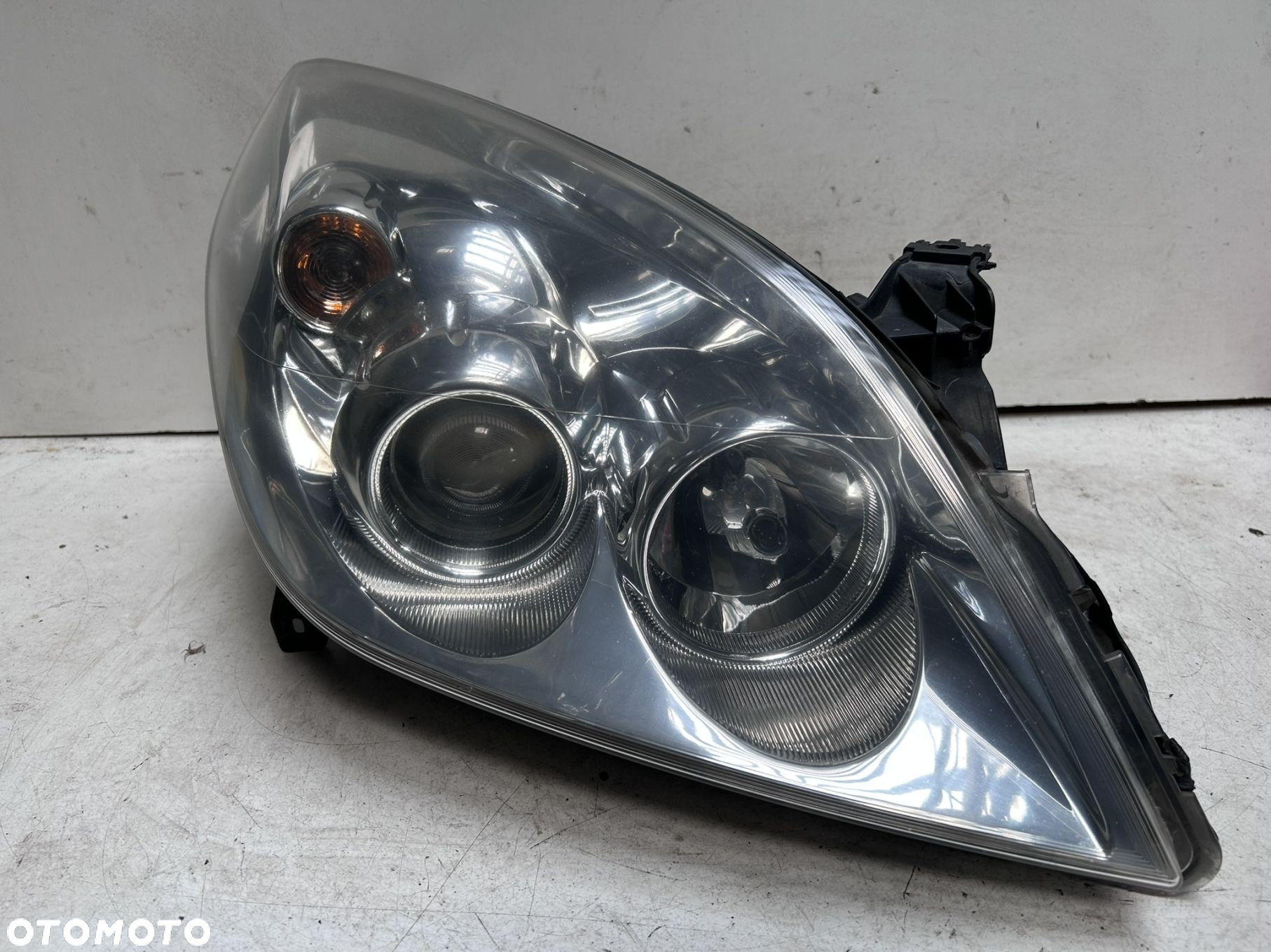 Reflektory Opel Vectra C lift Xenon 13170925 - 6