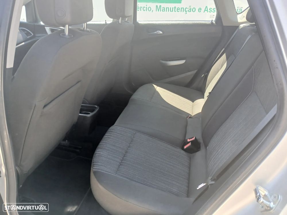 Opel Astra 1.4 Enjoy - 18