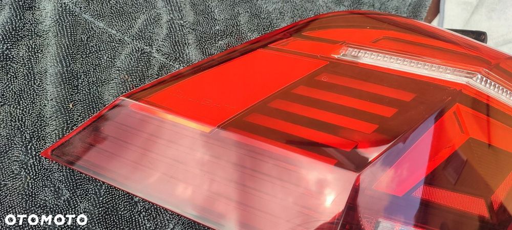 Lampa Lewa Tylna w błotnik Oryg. Vw Tiguan Lift 2022r 5NA945207J Ładna Bdb - 2