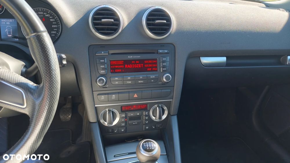 Audi A1 3-drzwiowe 1.4 TFSI Ambition - 8