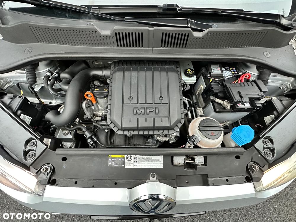 Volkswagen up! high - 29