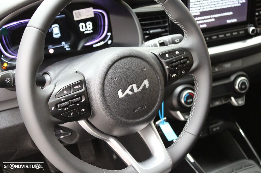 Kia Stonic - 11