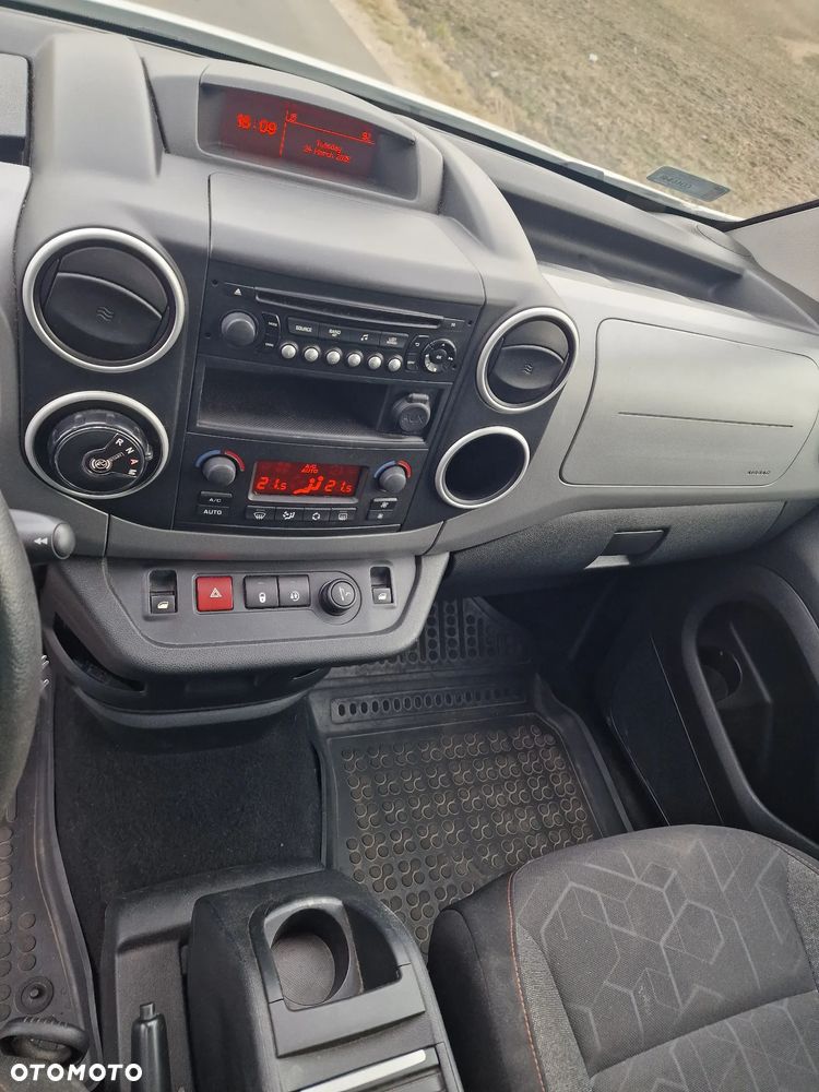 Peugeot Partner - 13