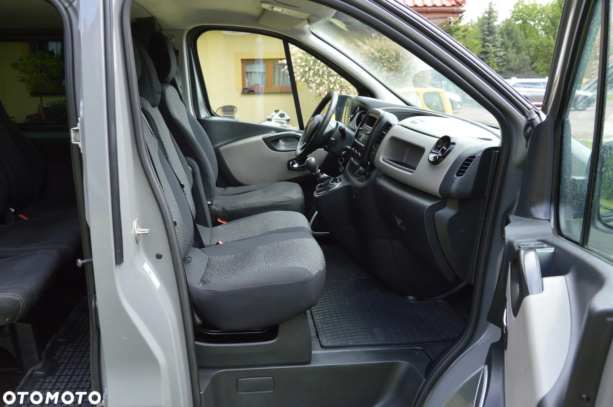 Renault Trafic Vivaro - 31