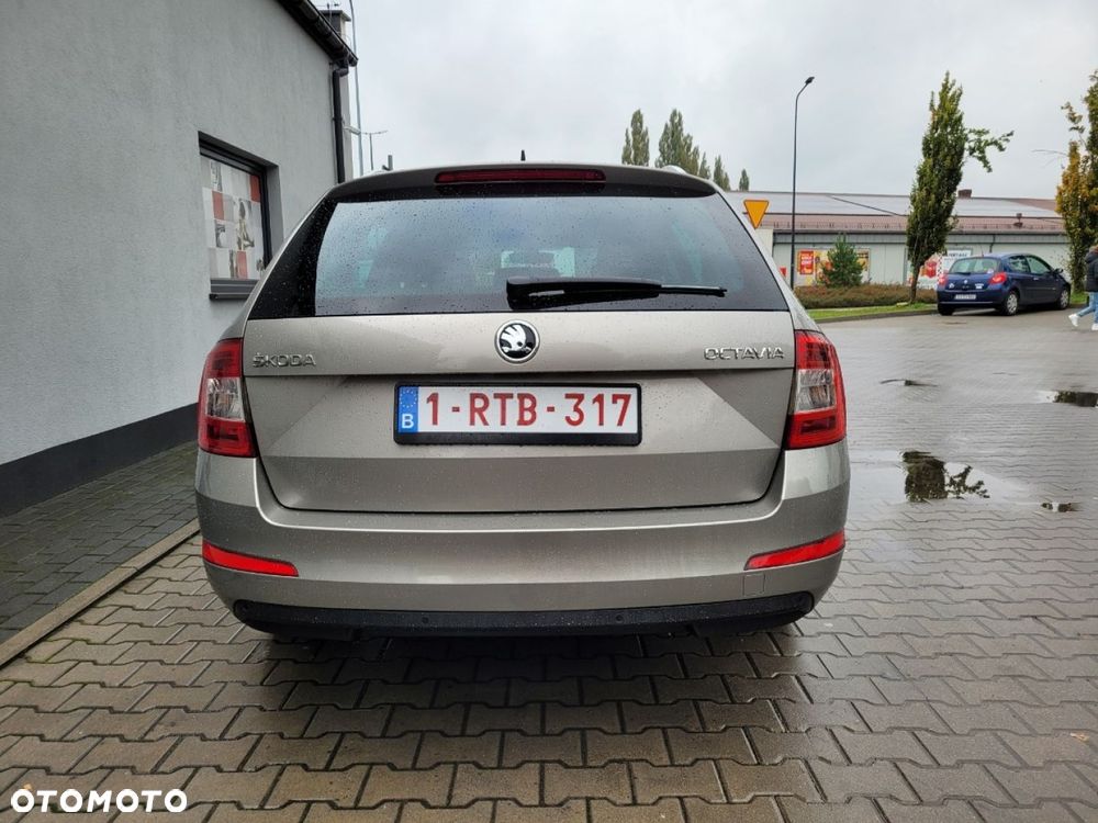 Skoda Octavia 1.6 TDI Edition - 9