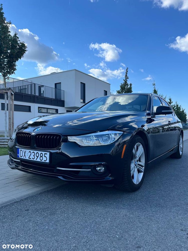 BMW Seria 3 330i Sport Line - 6