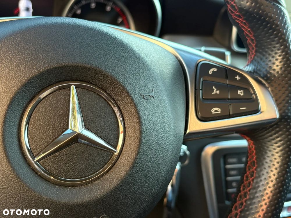 Mercedes-Benz CLA 200 7G-DCT AMG Line - 32