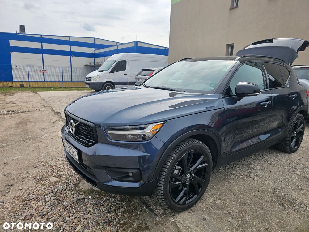 Volvo XC 40 T5 AWD R-Design - 1