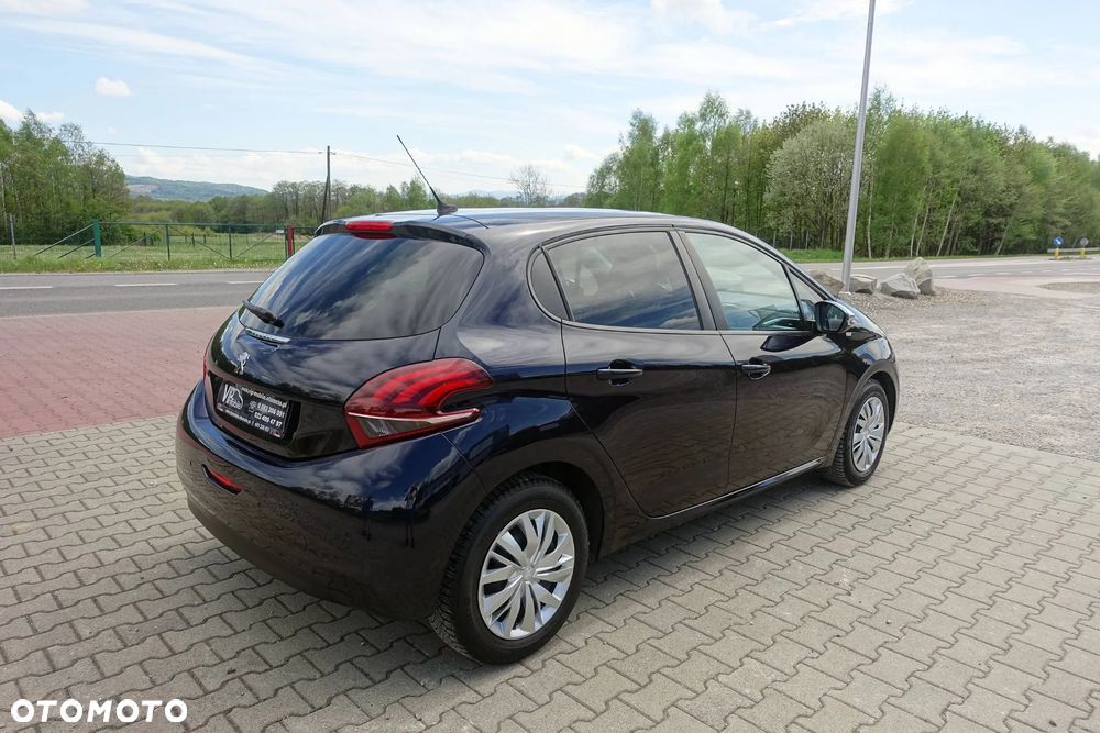 Peugeot 208 82 PureTech Style - 5