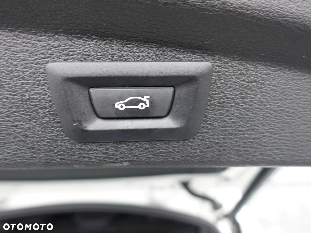 BMW X2 sDrive18i Edition M Mesh - 8