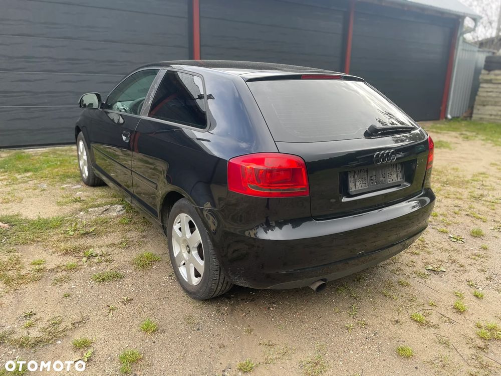 Audi A3 3-drzwiowe 1.6 Attraction - 8