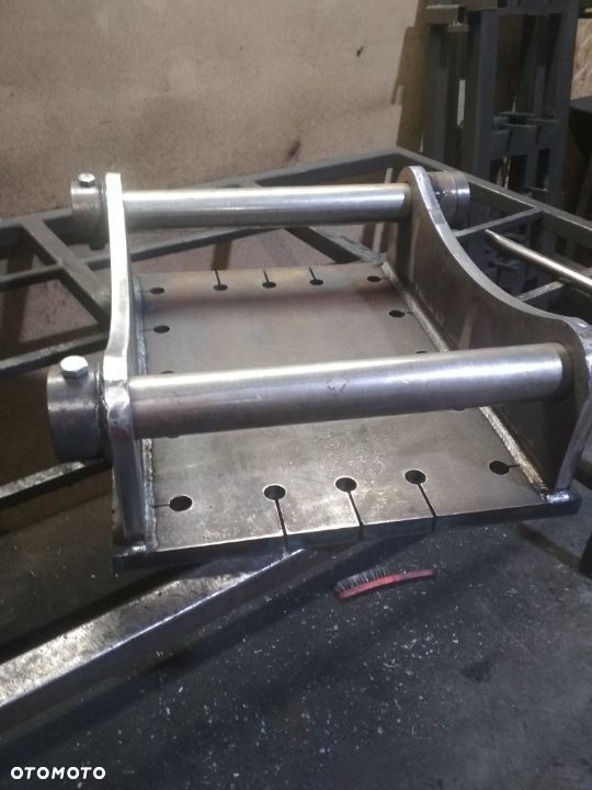 Płyta adaptacyjna pod młot wiertnice JCB CAT Volvo Atlas Case Hitachi Komatasu Liebherr - 2