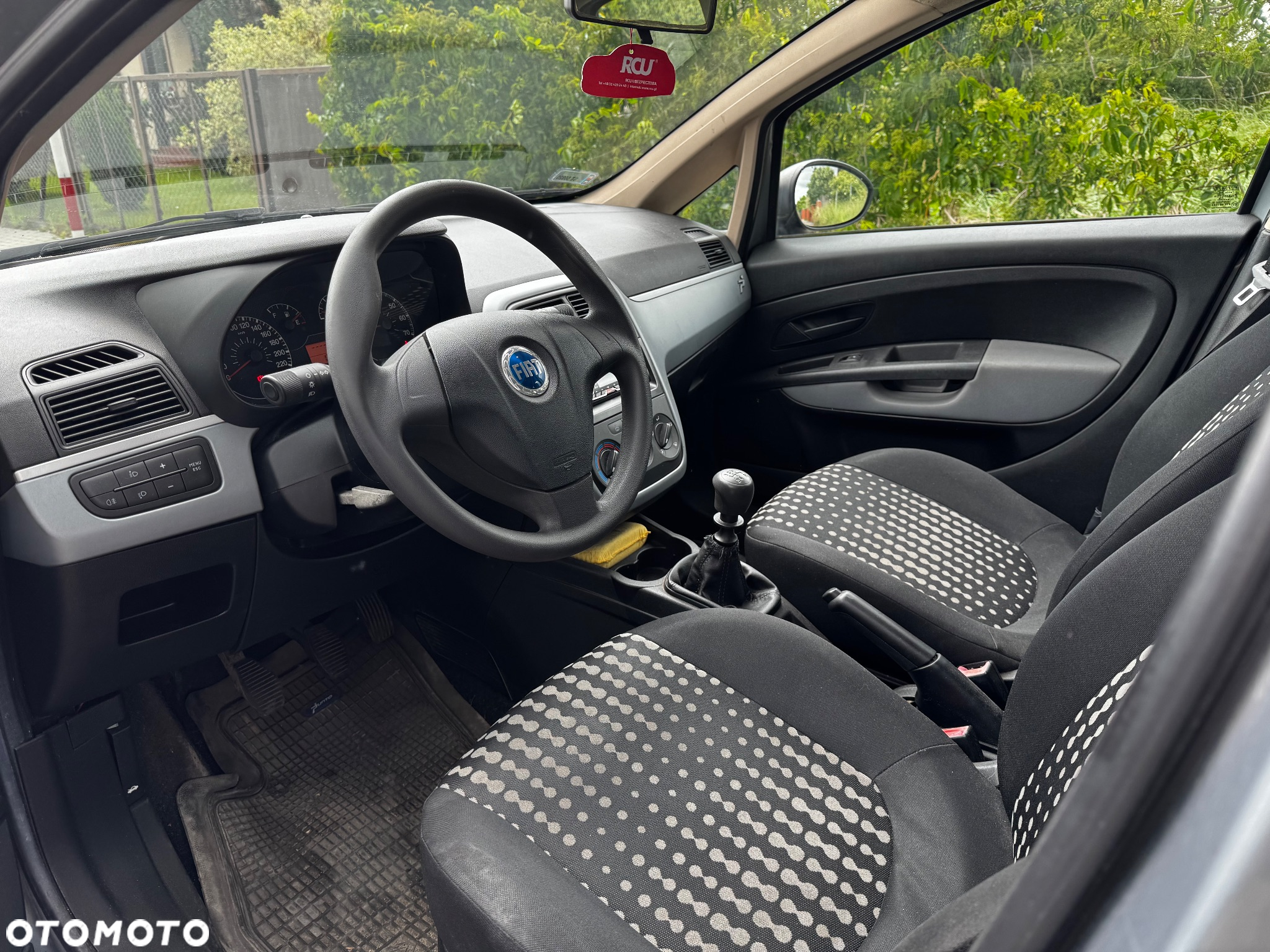 Fiat Punto 1.4 16V Dynamic - 12