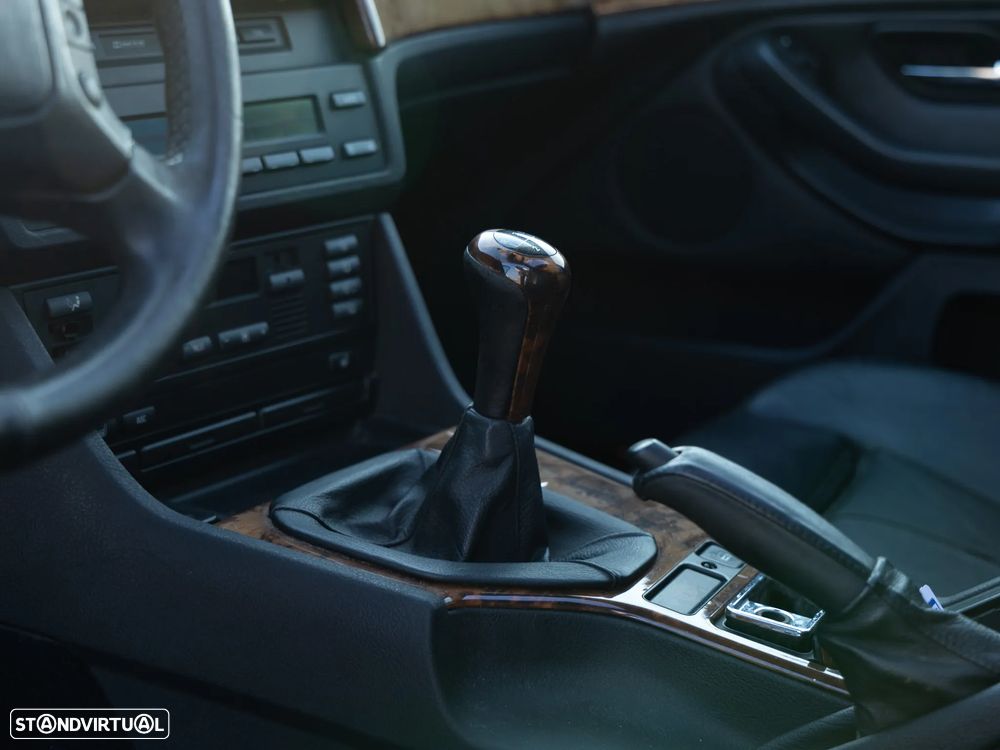 BMW 530 d Touring - 11