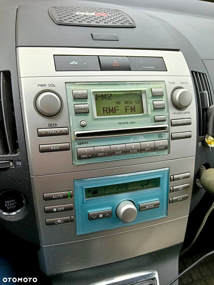 Toyota Corolla Verso - 5