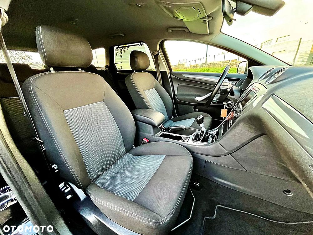 Ford Mondeo 2.0 TDCI Titanium - 21