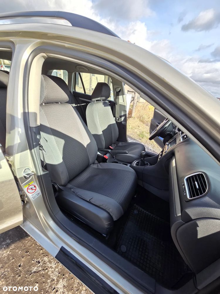 Volkswagen Golf 1.6 TDI Trendline - 27