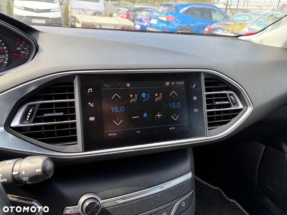 Peugeot 308 BlueHDi 130 Stop & Start Style - 22