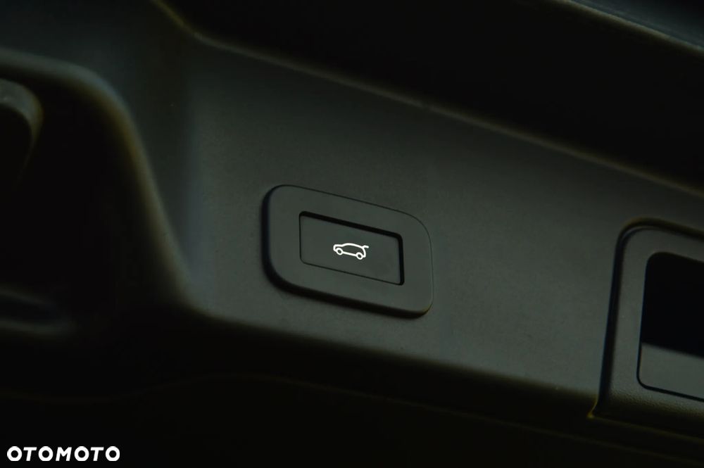 Land Rover Range Rover Evoque - 35