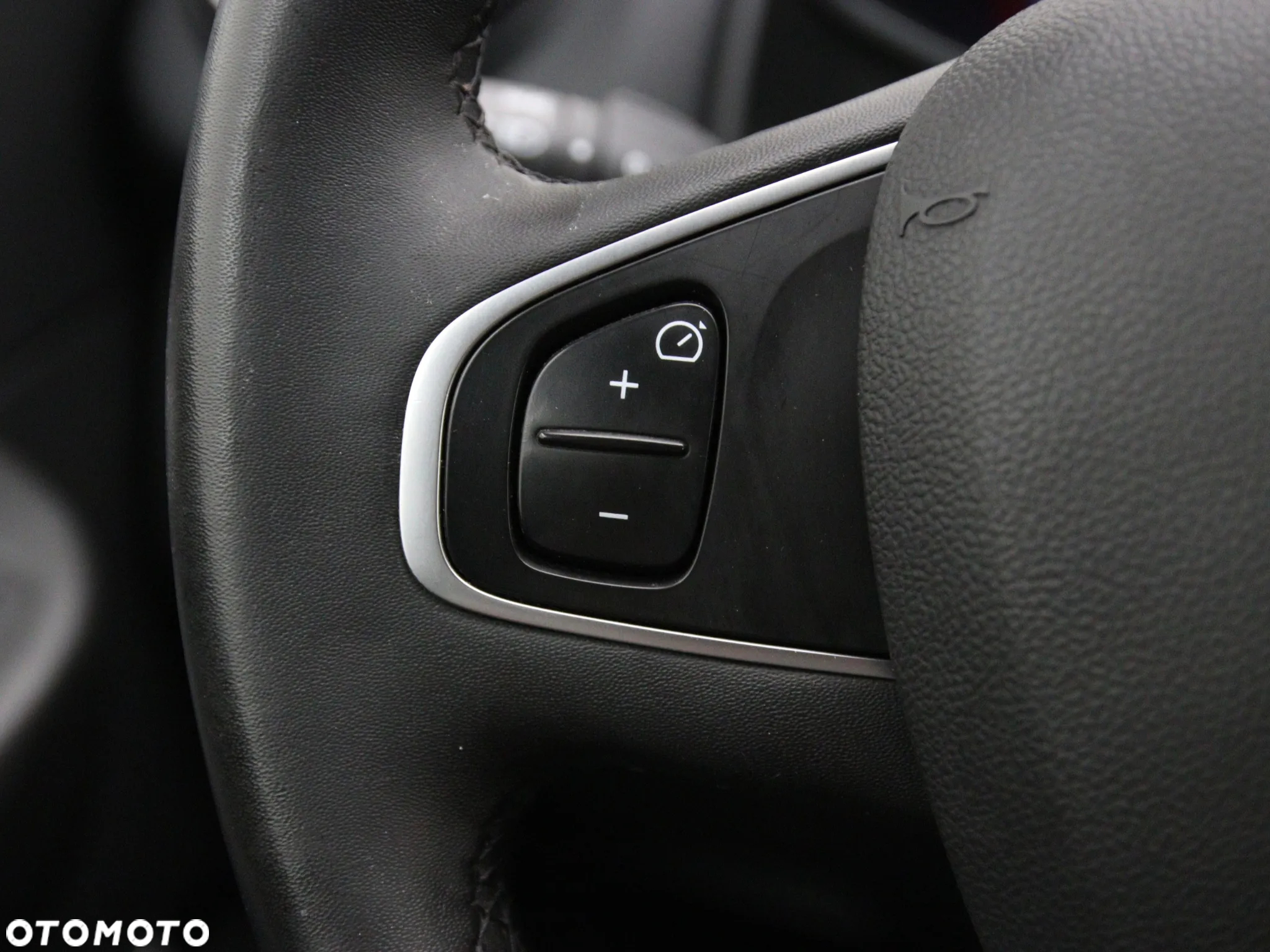 Renault Clio (Energy) dCi 90 Start & Stop LIMITED - 31
