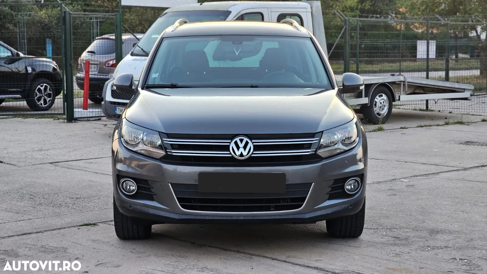 Volkswagen Tiguan - 10