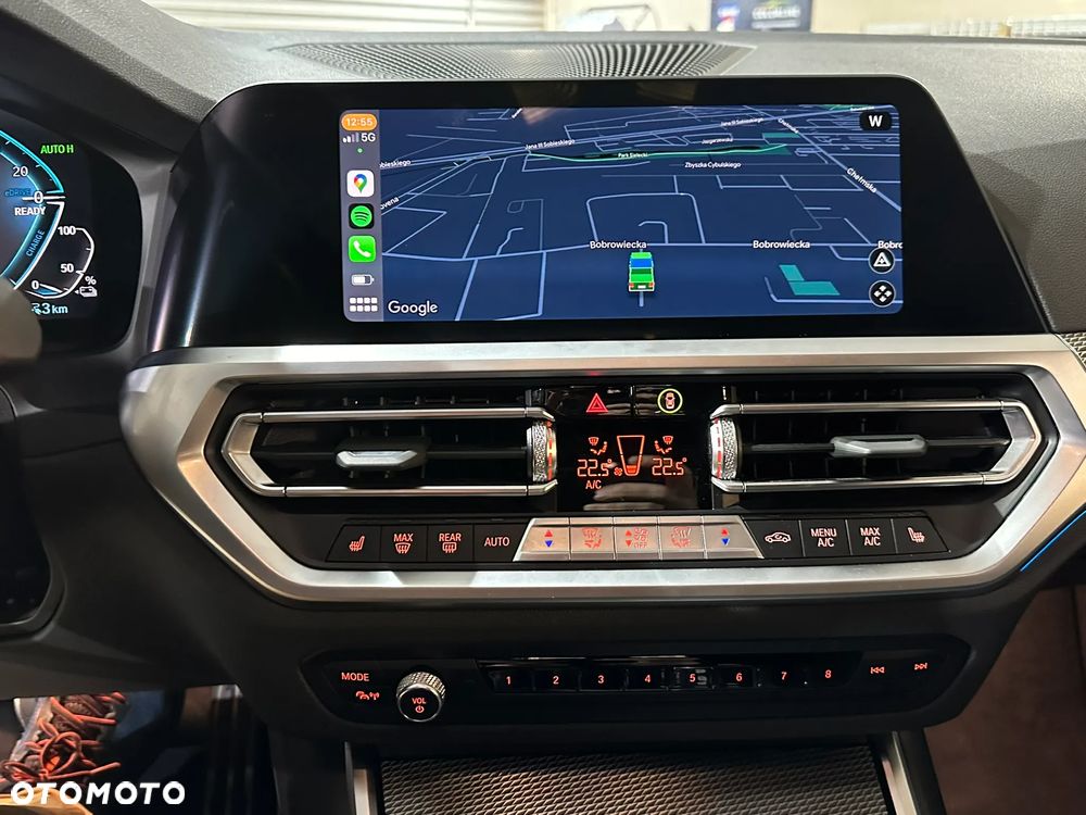 BMW Seria 3 330e xDrive M Sport sport - 16