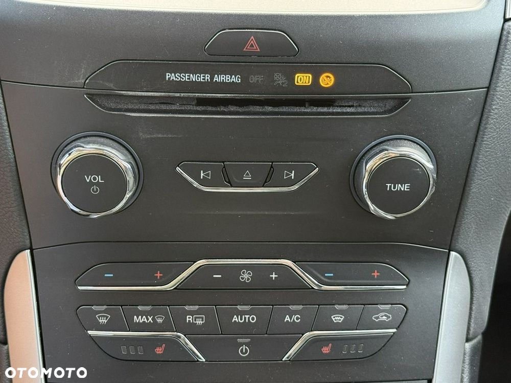 Ford S-Max 2.0 EcoBlue TITANIUM - 24