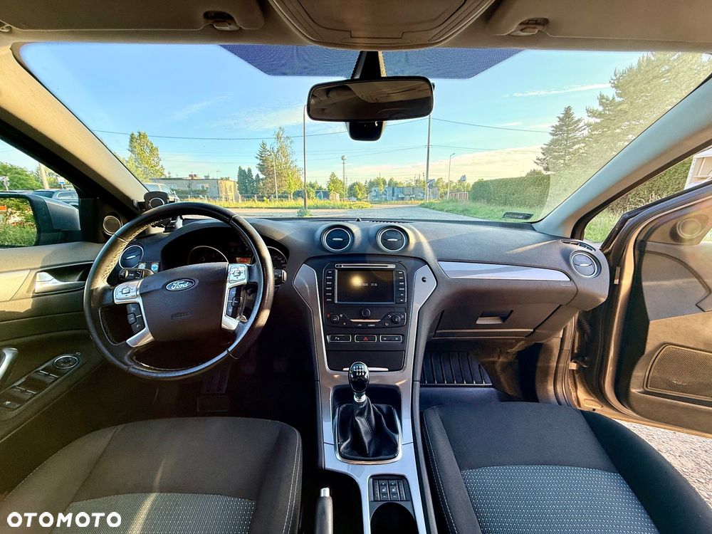 Ford Mondeo - 15