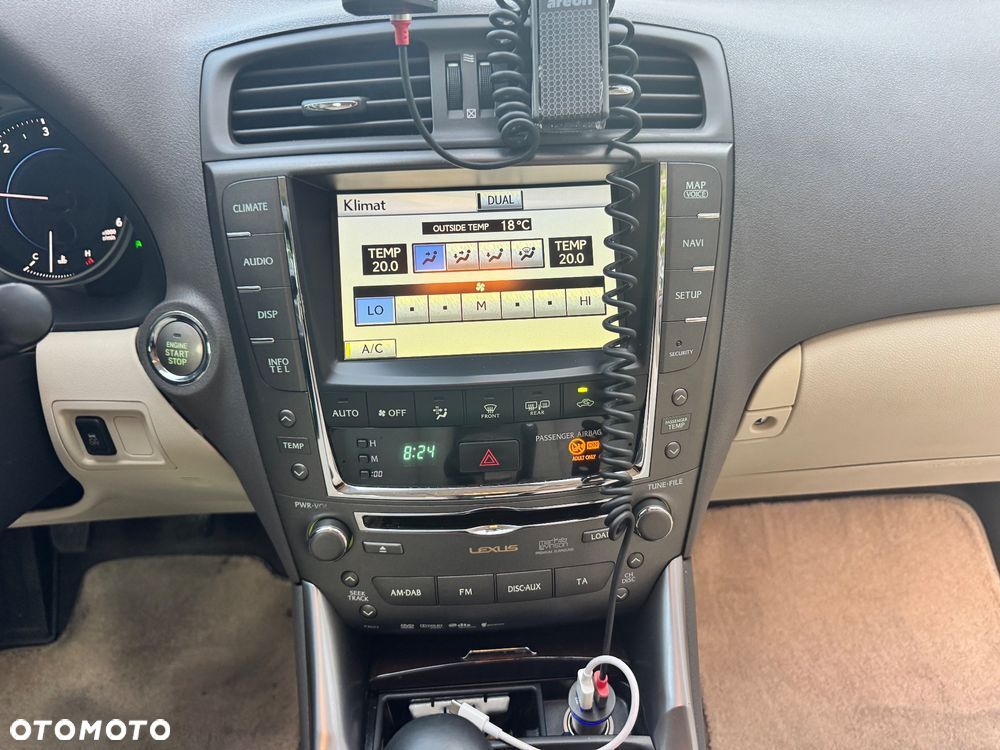 Lexus IS 220 D Prestige - 20