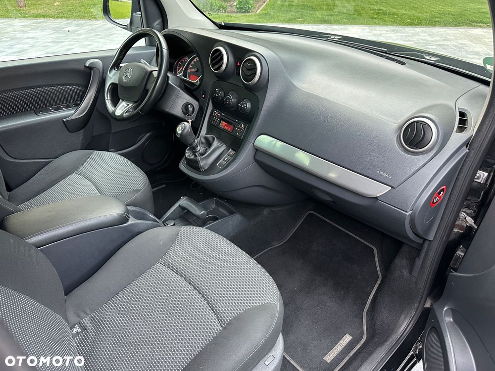 Mercedes-Benz Citan Tourer 415.705 - 24
