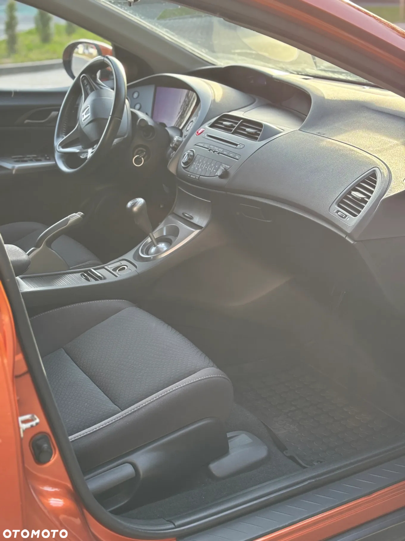 Honda Civic 1.8 Sport - 12