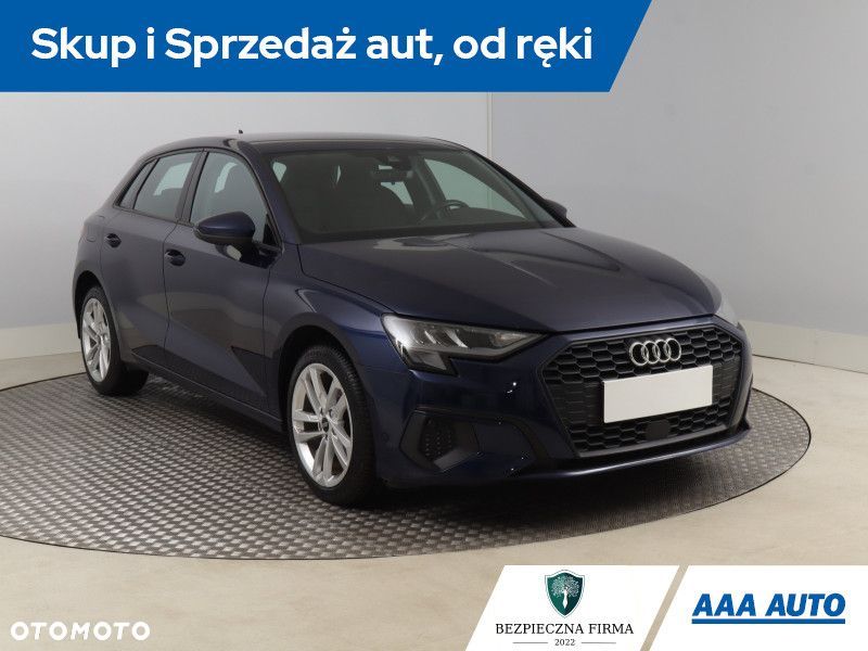Audi A3 Sportback - 3