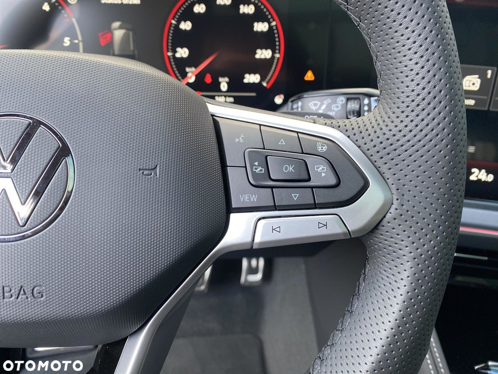 Volkswagen Touareg - 28