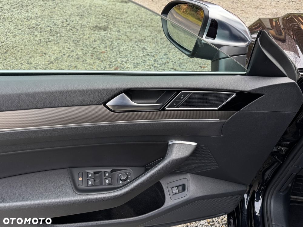 Volkswagen Arteon 2.0 TDI SCR DSG Elegance - 33