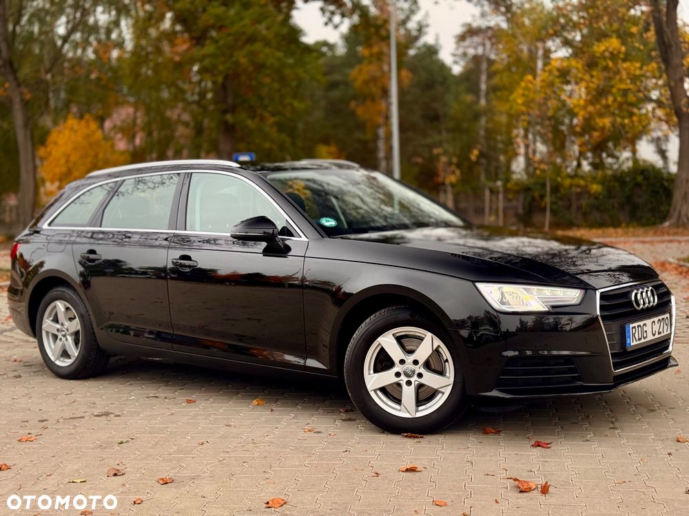 Audi A4 Avant - 22