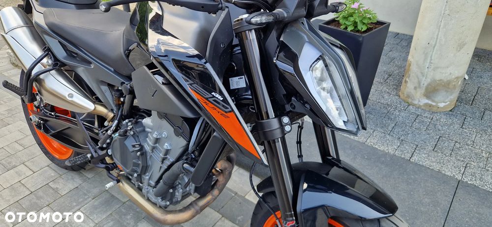 KTM Duke 790 - 2