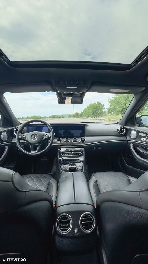 Mercedes-Benz E - 10