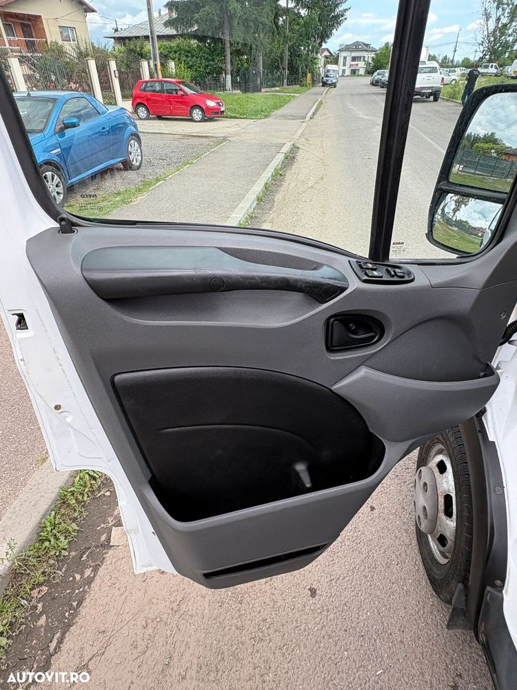 Iveco 35C15 - 25