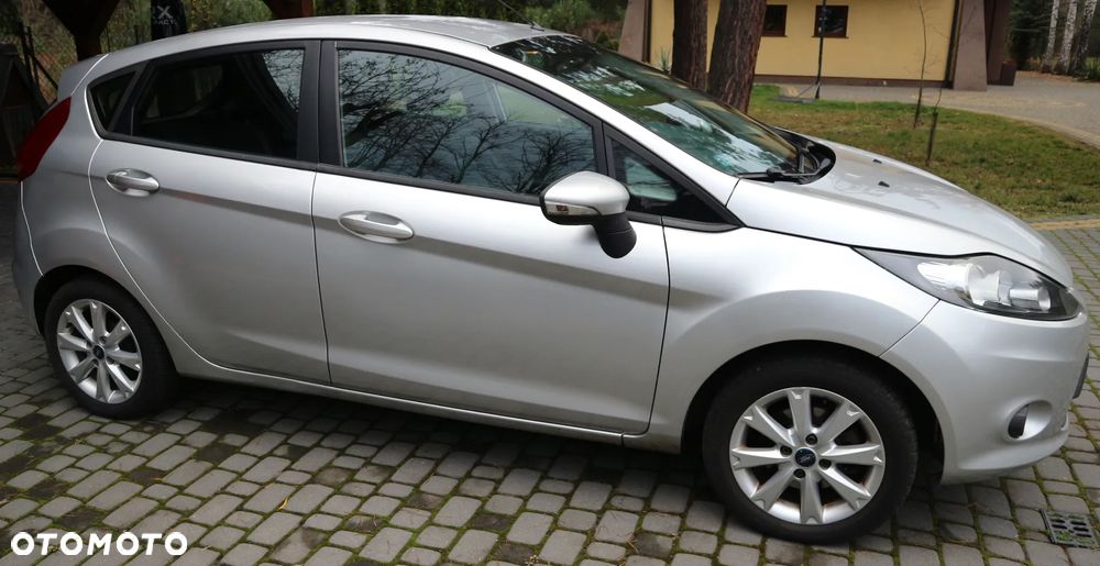 Ford Fiesta 1.25 Silver X (Ambiente) - 1