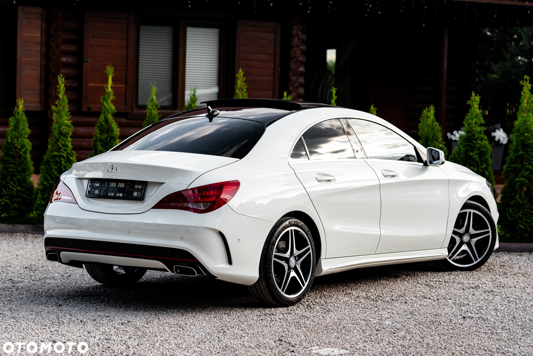 Mercedes-Benz CLA 250 7G-DCT AMG Line - 13